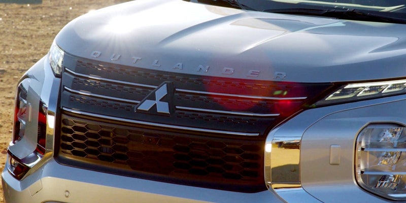 Aa 2023 Mitsubishi Outlander PHEV.