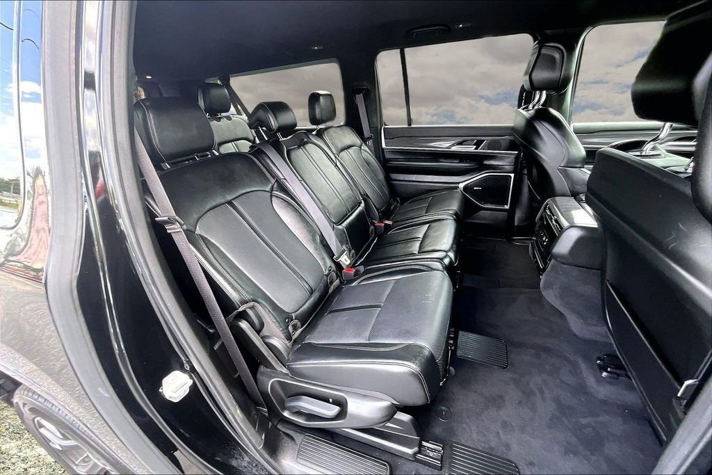 2024 Jeep Wagoneer L Series III