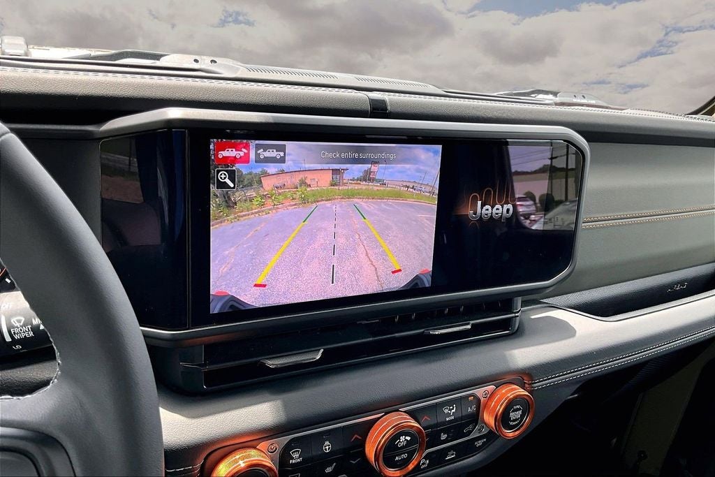2025 Jeep Gladiator Mojave X