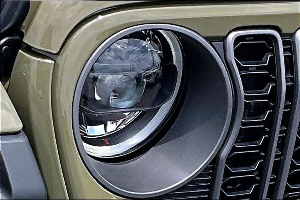 2025 Jeep Gladiator Mojave X