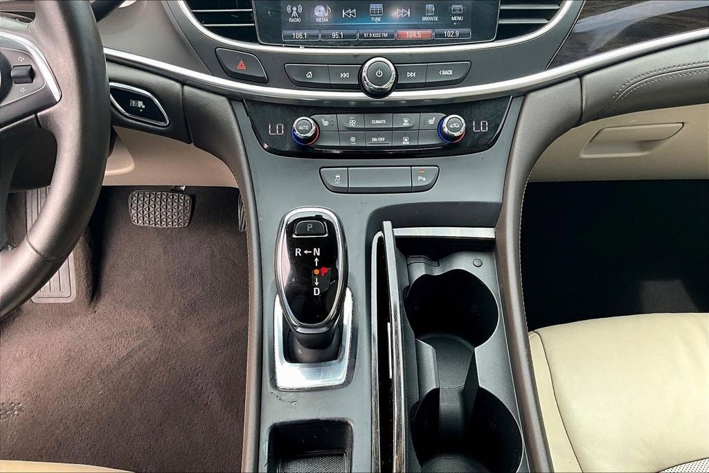 2017 Buick LaCrosse Essence