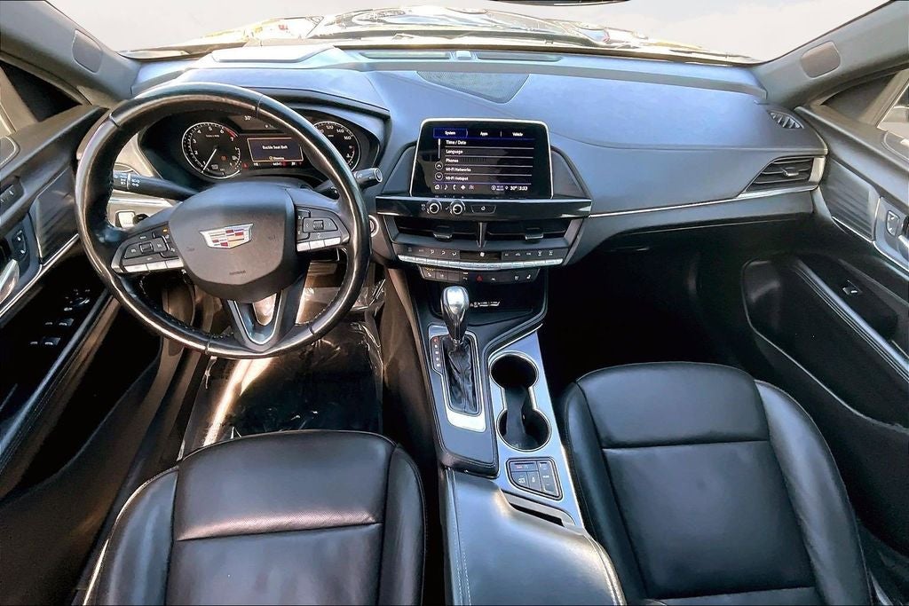 2023 Cadillac CT4 Premium Luxury