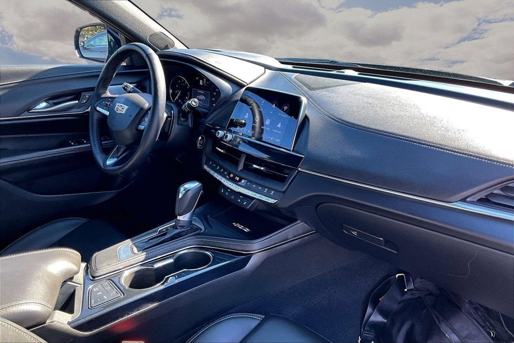 2024 Cadillac CT4 Luxury