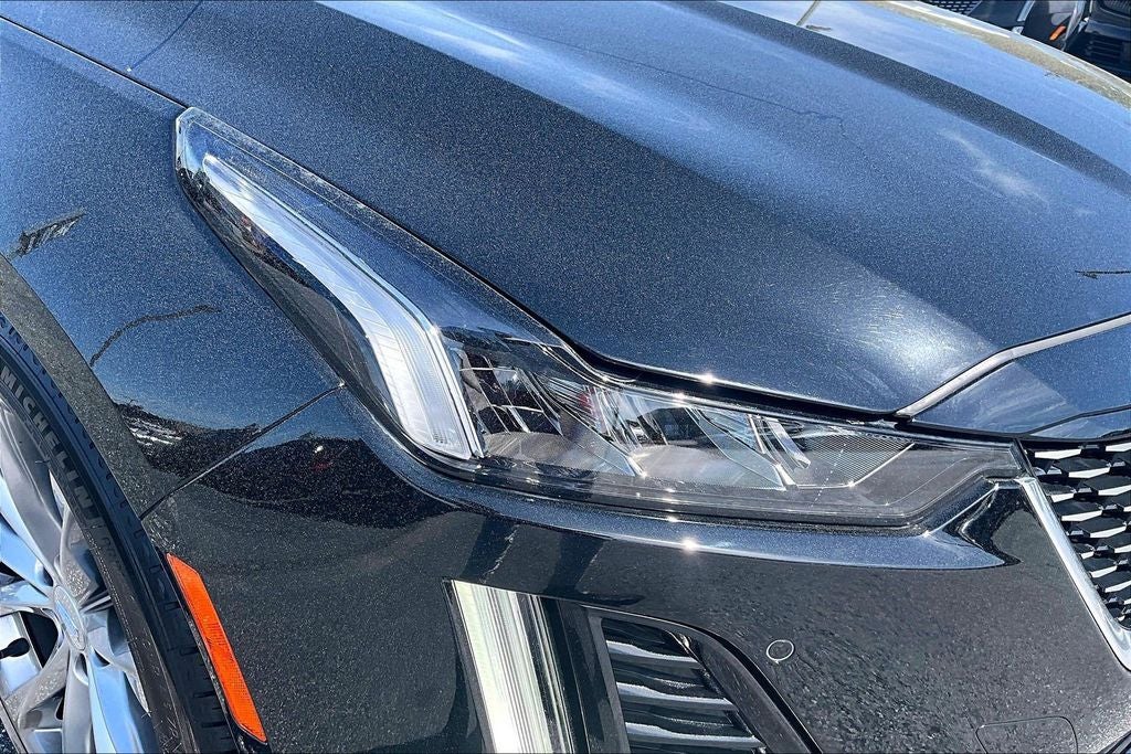 2022 Cadillac CT5 Premium Luxury