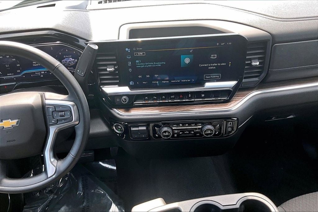 2024 Chevrolet Silverado 1500 LT LT1
