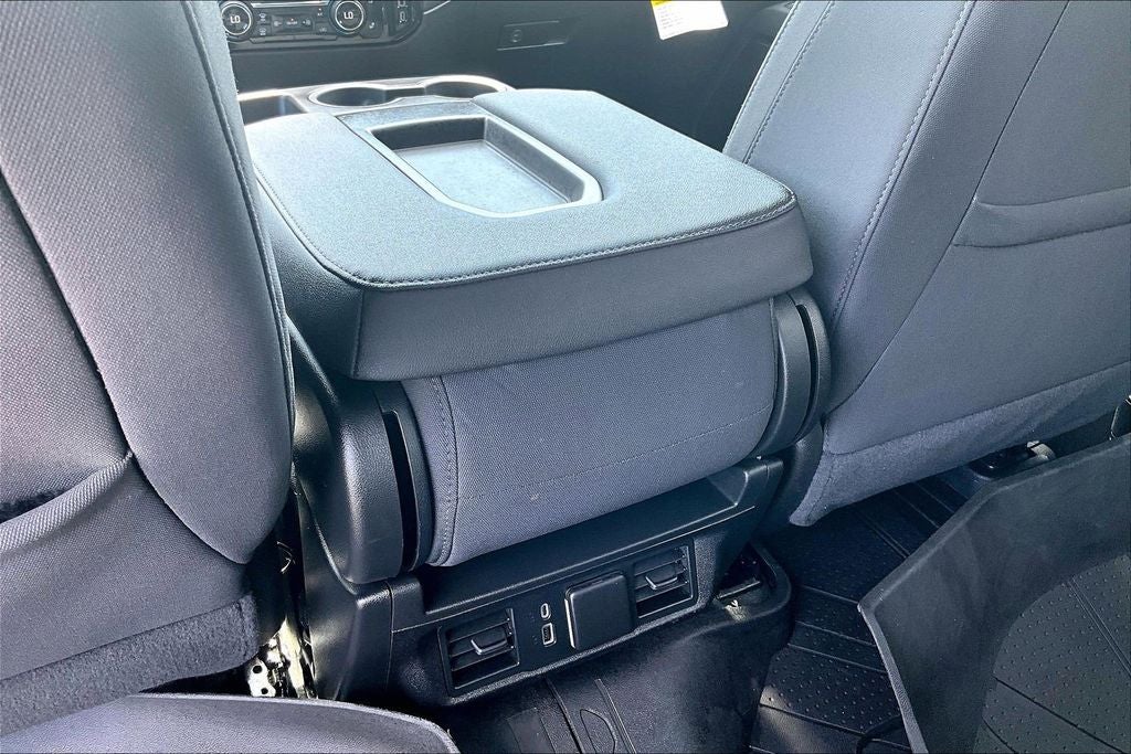 2024 Chevrolet Silverado 1500 LT LT1