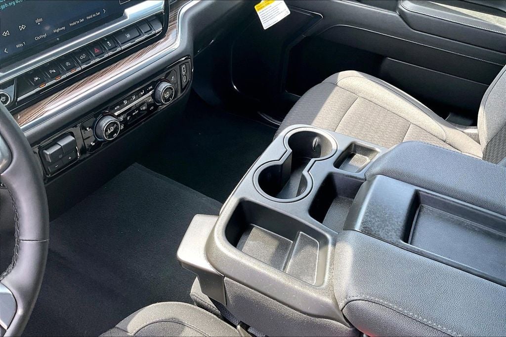 2024 Chevrolet Silverado 1500 LT LT1