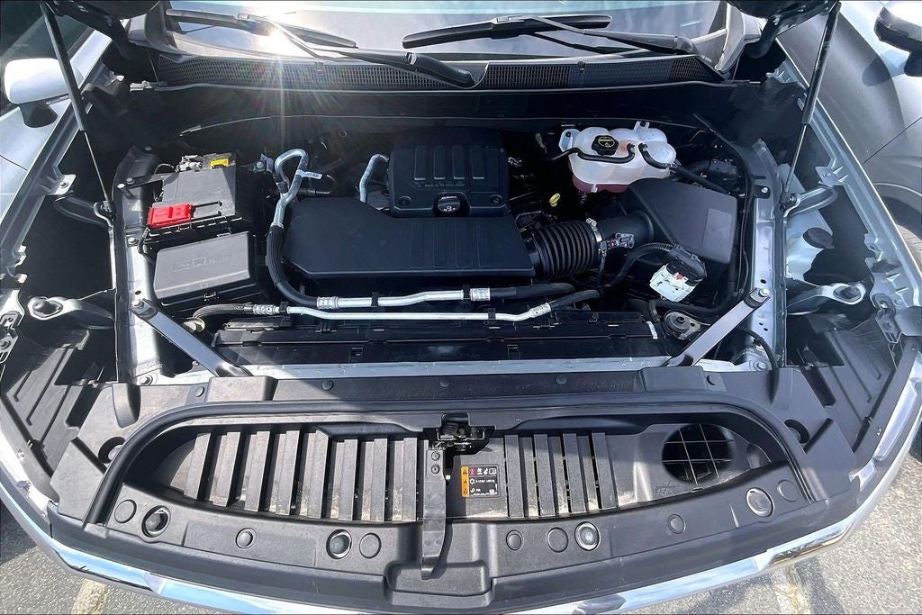 2024 Chevrolet Silverado 1500 LT LT1