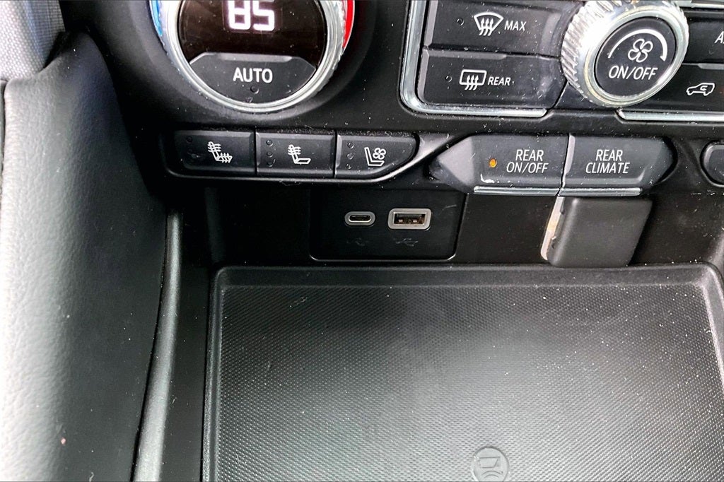 2021 GMC Yukon XL SLT