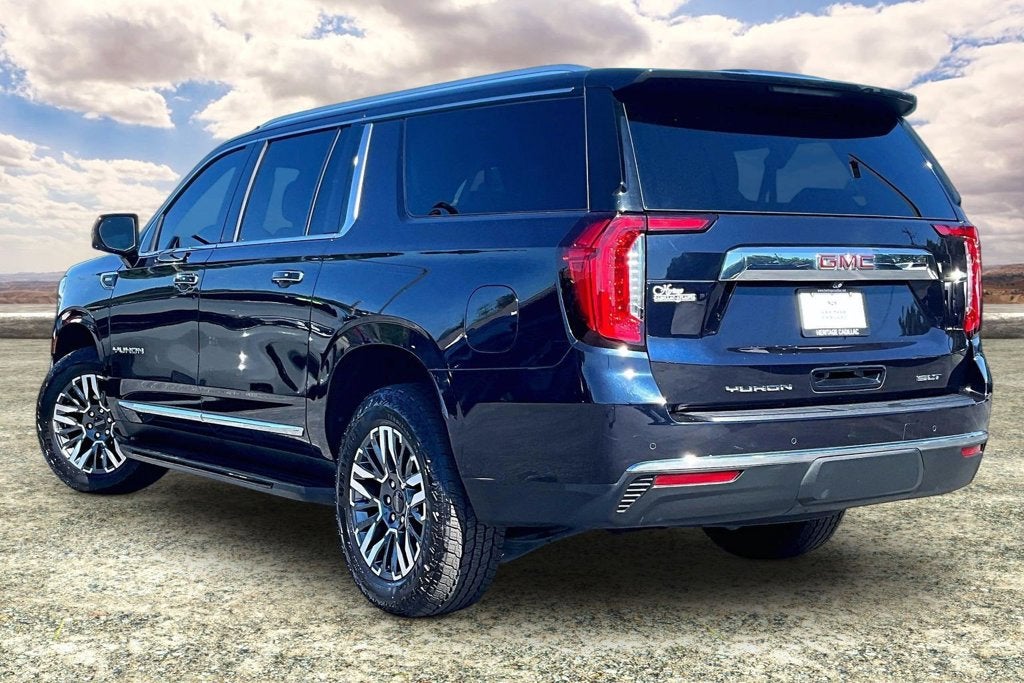 2023 GMC Yukon XL SLT
