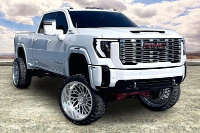 2025 GMC Sierra 2500HD AT4