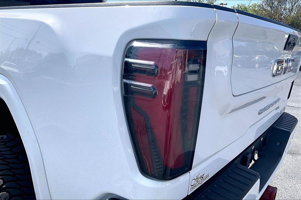 2025 GMC Sierra 2500HD AT4