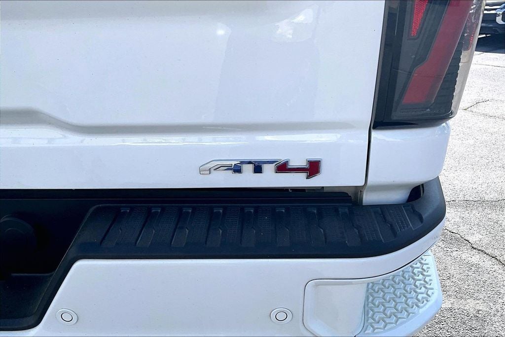 2025 GMC Sierra 2500HD AT4