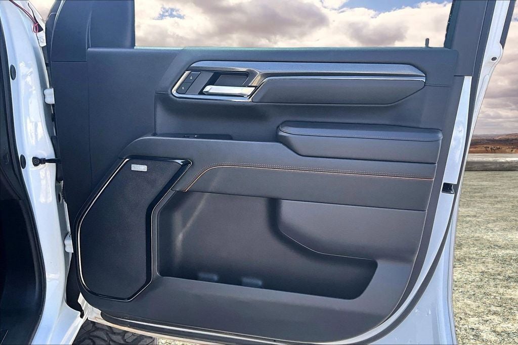 2025 GMC Sierra 2500HD AT4