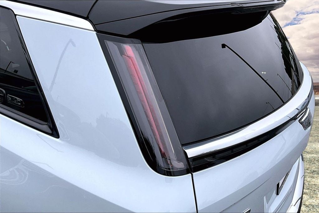 2027 Cadillac VISTIQ Luxury