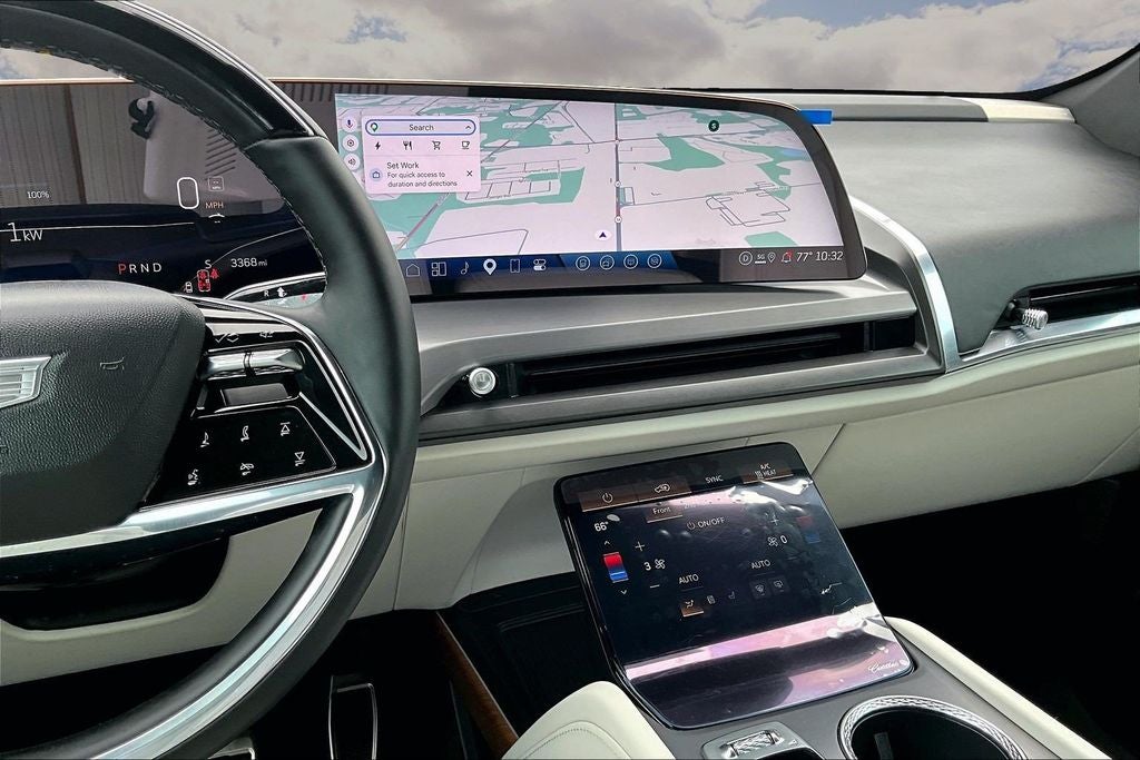 2027 Cadillac VISTIQ Luxury