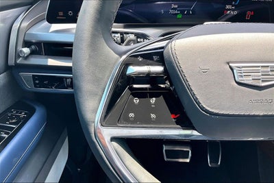 2026 Cadillac VISTIQ Premium Luxury