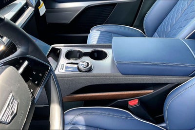 2026 Cadillac VISTIQ Premium Luxury