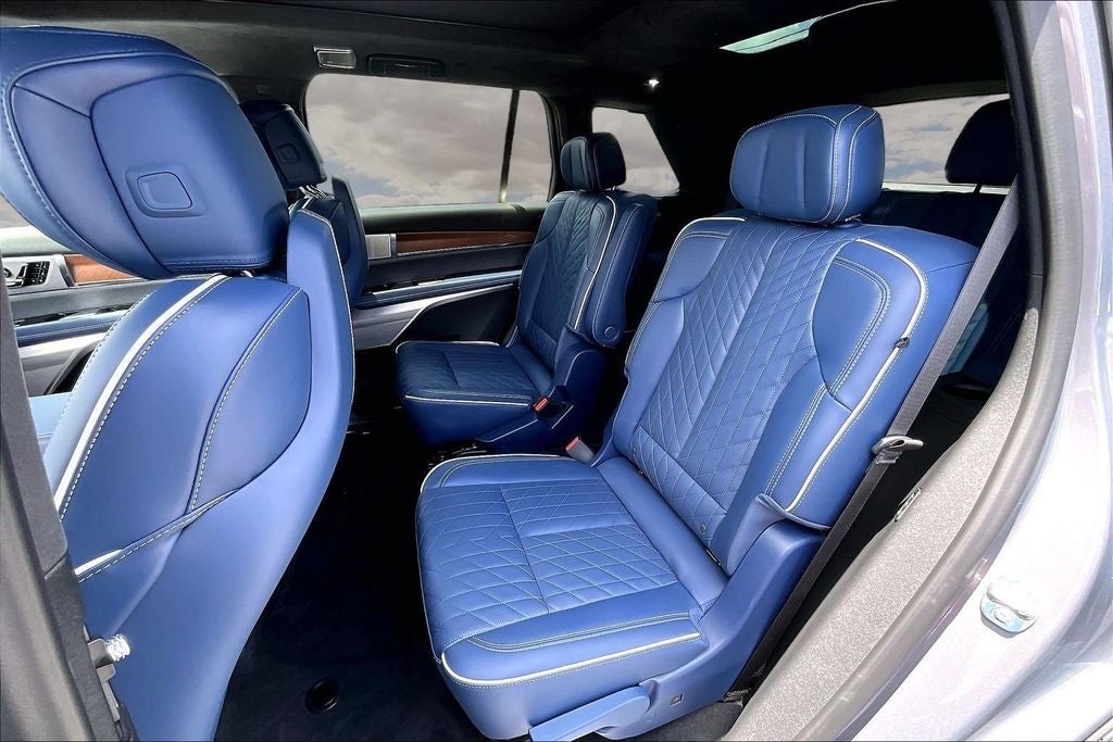 2026 Cadillac VISTIQ Premium Luxury