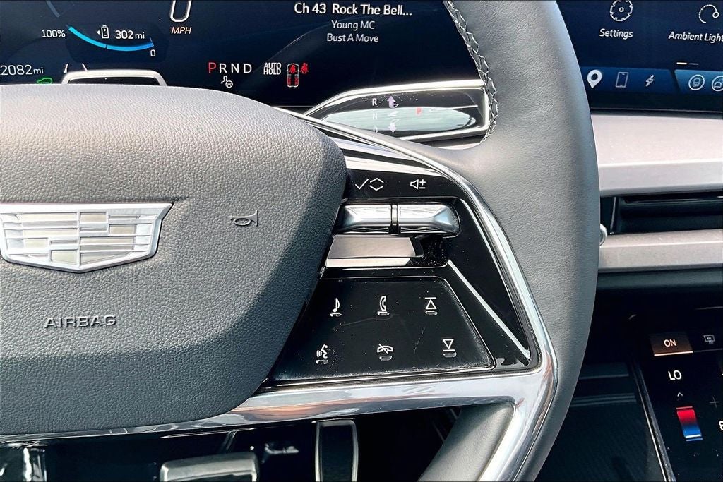 2026 Cadillac VISTIQ Sport