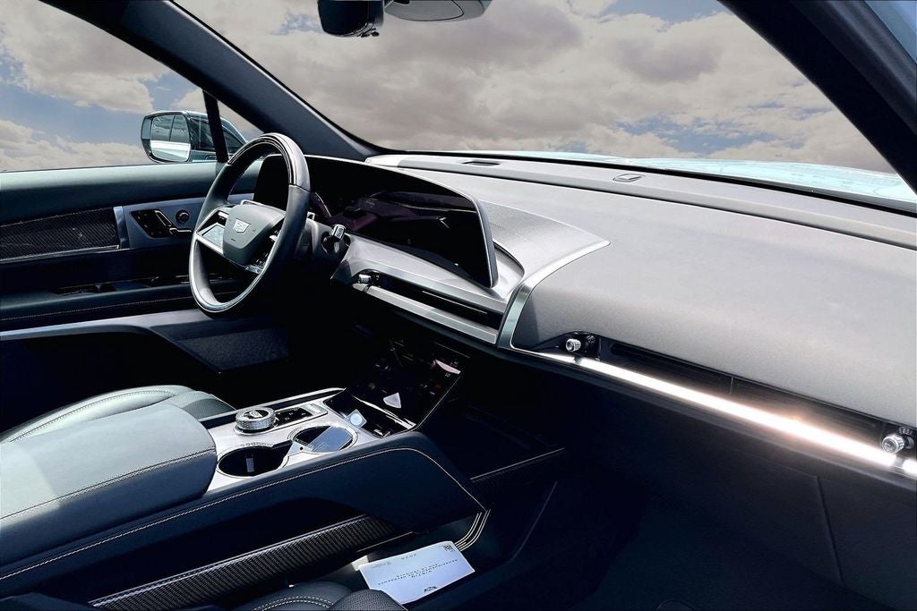 2026 Cadillac VISTIQ Sport