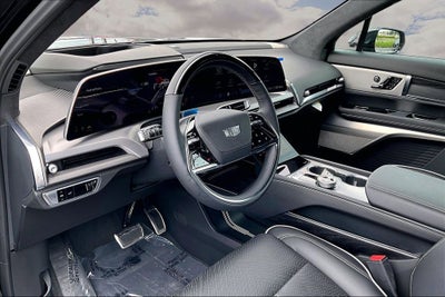 2026 Cadillac VISTIQ Platinum