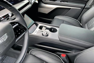 2026 Cadillac VISTIQ Platinum