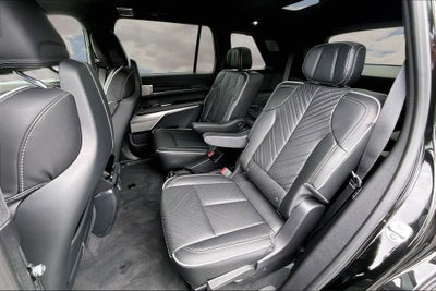 2026 Cadillac VISTIQ Platinum