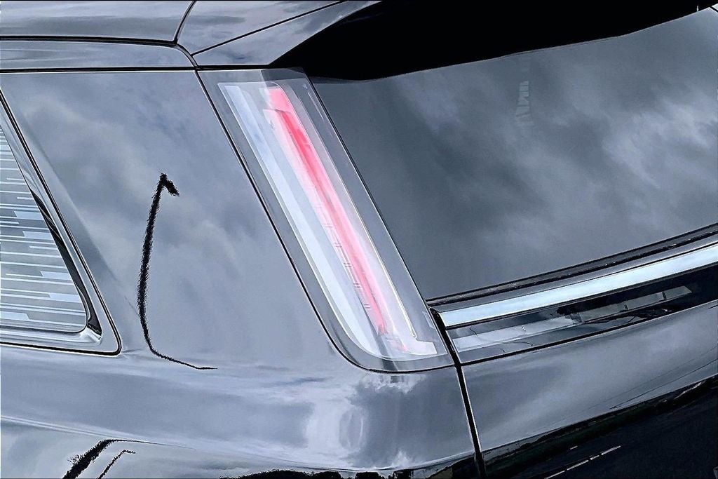 2026 Cadillac VISTIQ Platinum