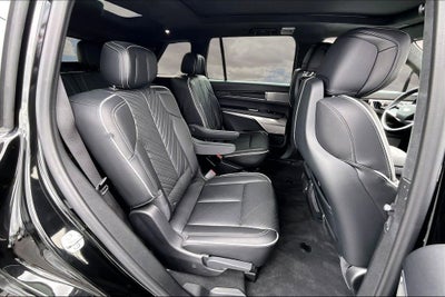 2026 Cadillac VISTIQ Platinum