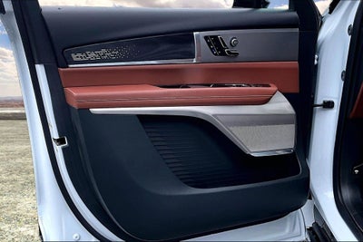2026 Cadillac VISTIQ Platinum
