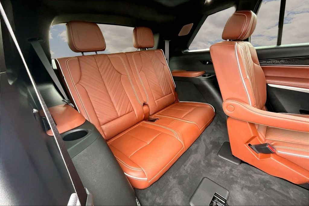 2026 Cadillac VISTIQ Platinum