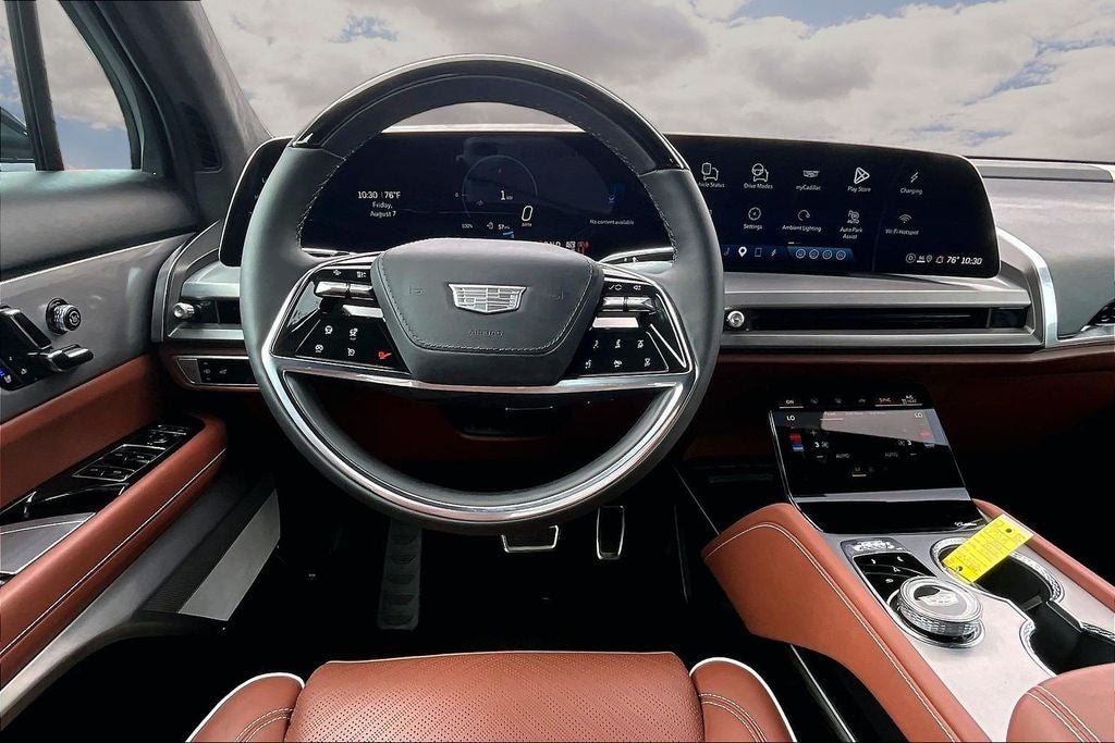 2026 Cadillac VISTIQ Platinum