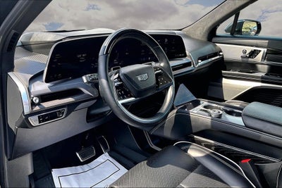 2026 Cadillac VISTIQ Platinum