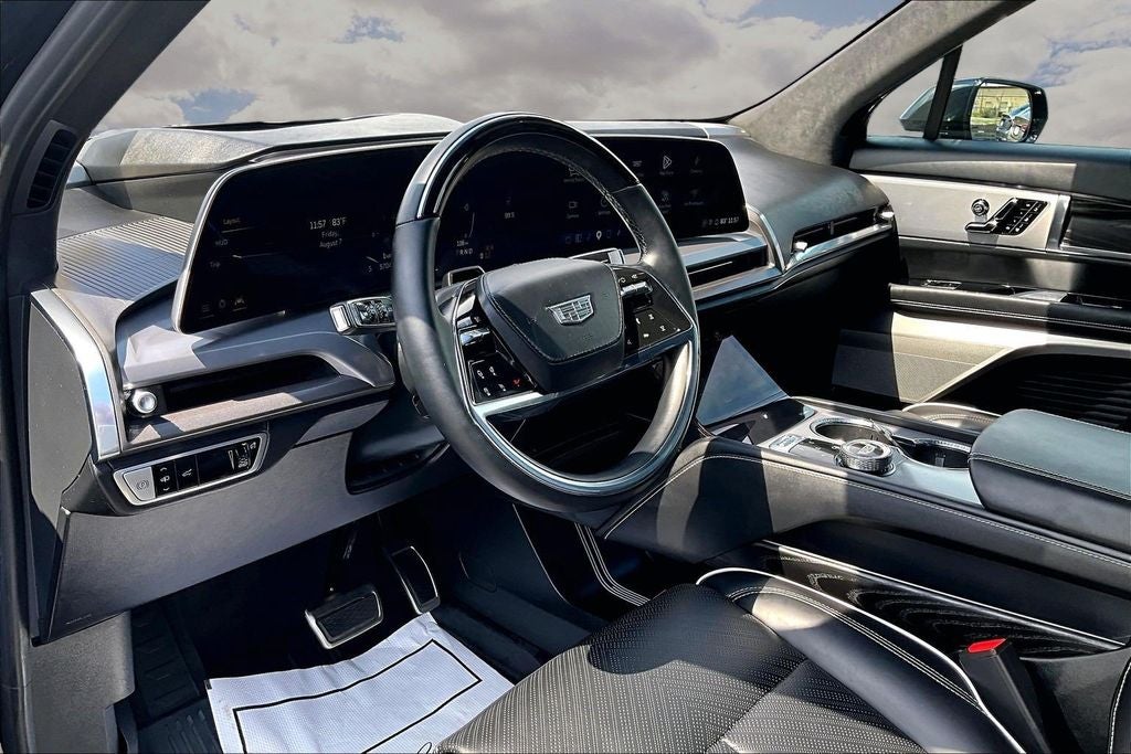 2026 Cadillac VISTIQ Platinum