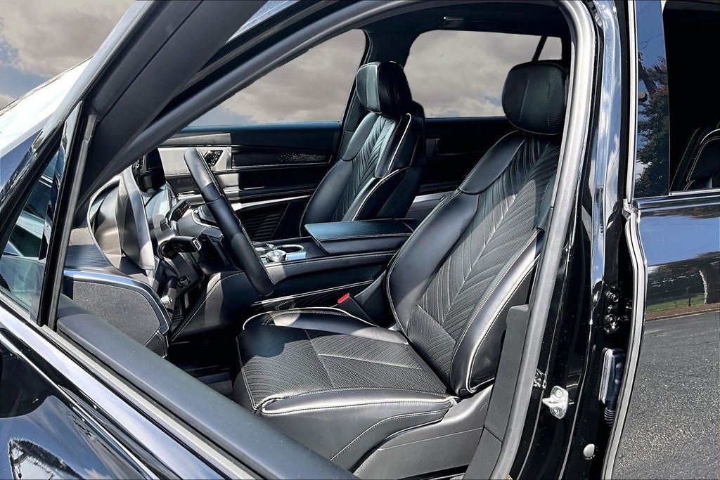 2026 Cadillac VISTIQ Platinum