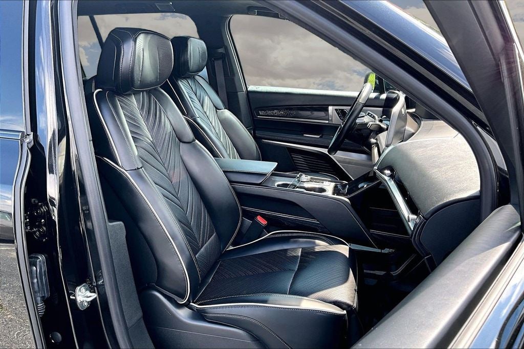 2026 Cadillac VISTIQ Platinum