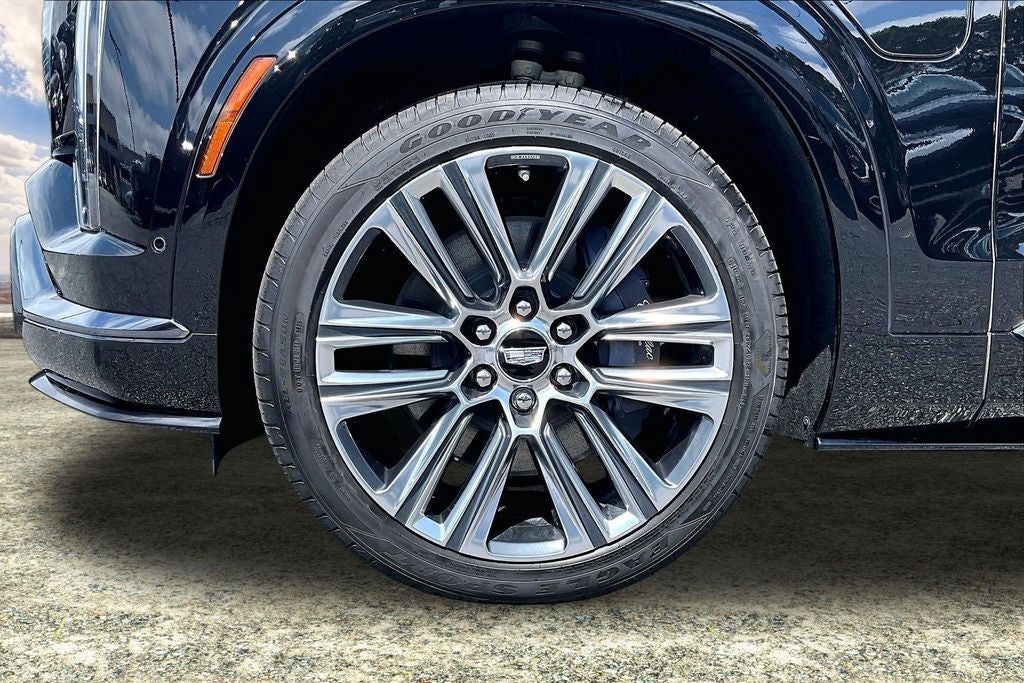 2026 Cadillac VISTIQ Platinum