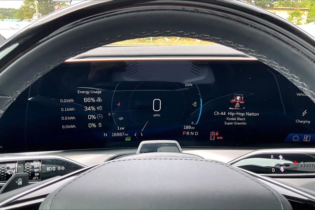 2026 Cadillac VISTIQ Platinum