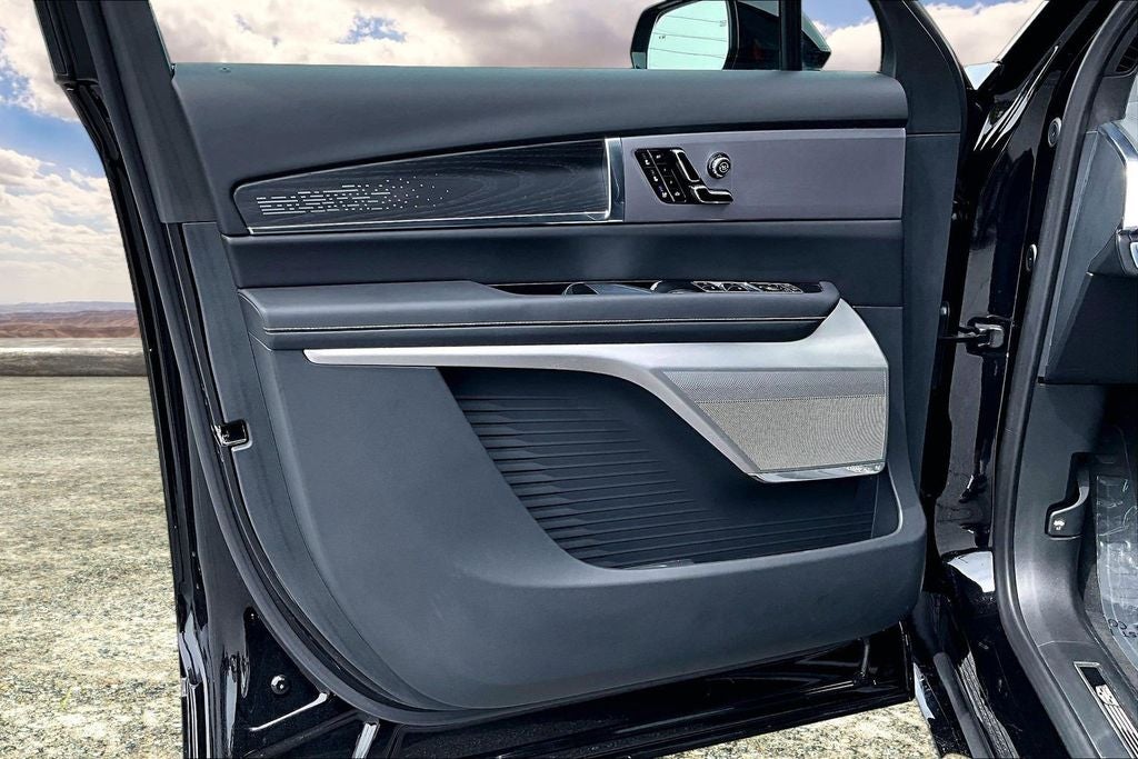 2026 Cadillac VISTIQ Platinum