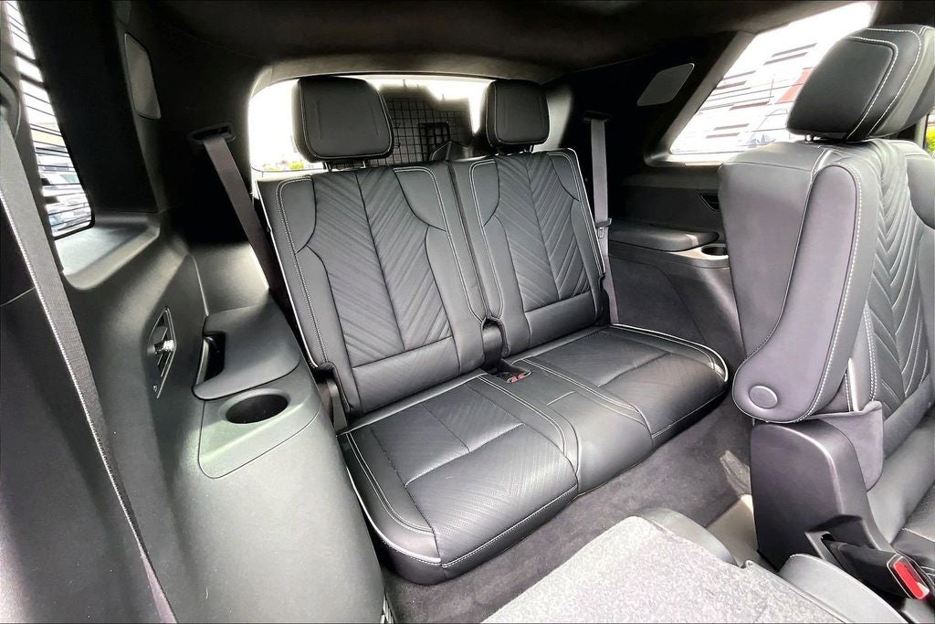 2026 Cadillac VISTIQ Platinum