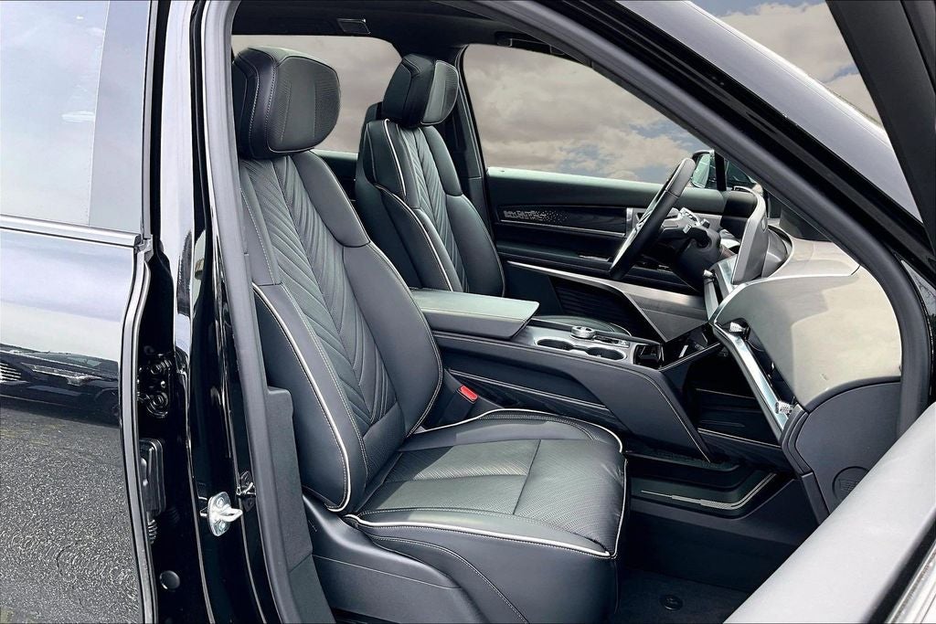 2026 Cadillac VISTIQ Platinum