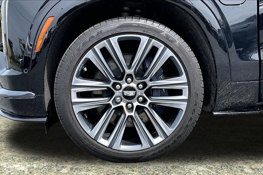 2026 Cadillac VISTIQ Platinum