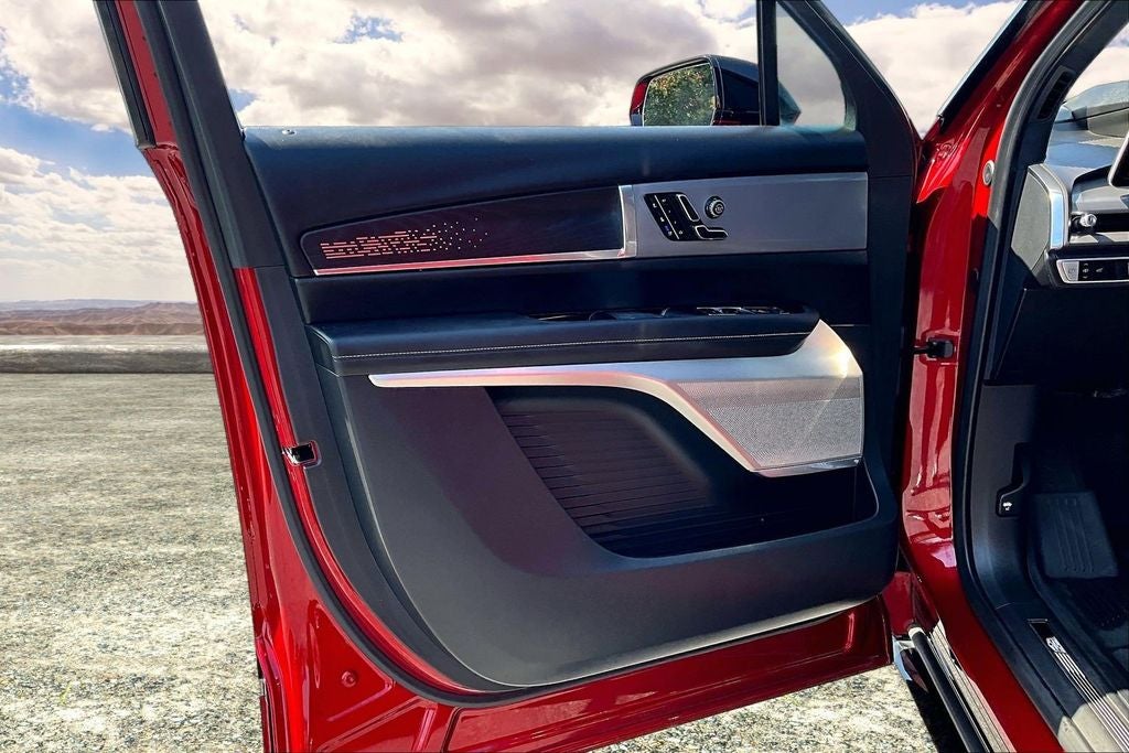 2026 Cadillac VISTIQ Platinum