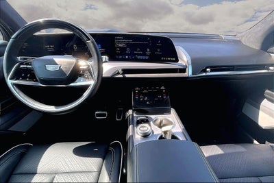 2026 Cadillac VISTIQ Platinum