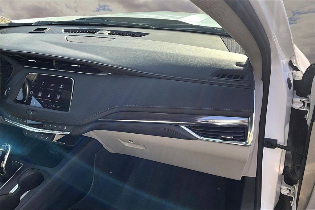 2023 Cadillac XT4 Luxury