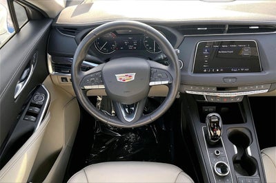 2023 Cadillac XT4 Luxury