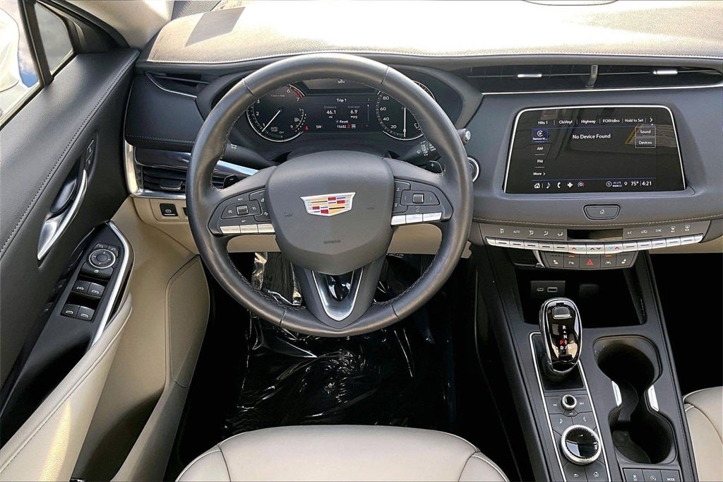 2023 Cadillac XT4 Luxury