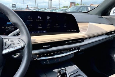 2025 Cadillac XT4 Premium Luxury