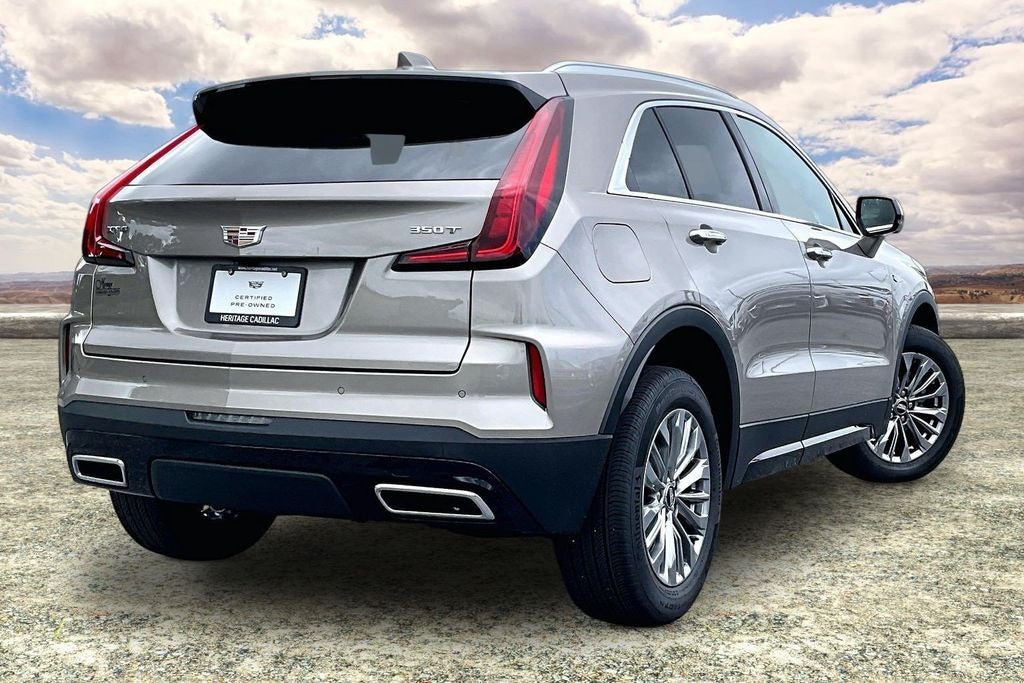2025 Cadillac XT4 Premium Luxury